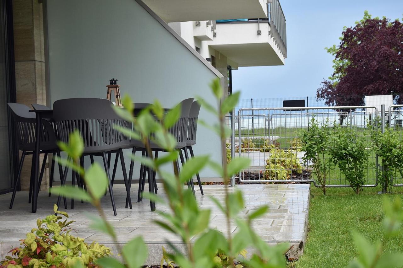 Limerence Apartments Сиофок Екстериор снимка